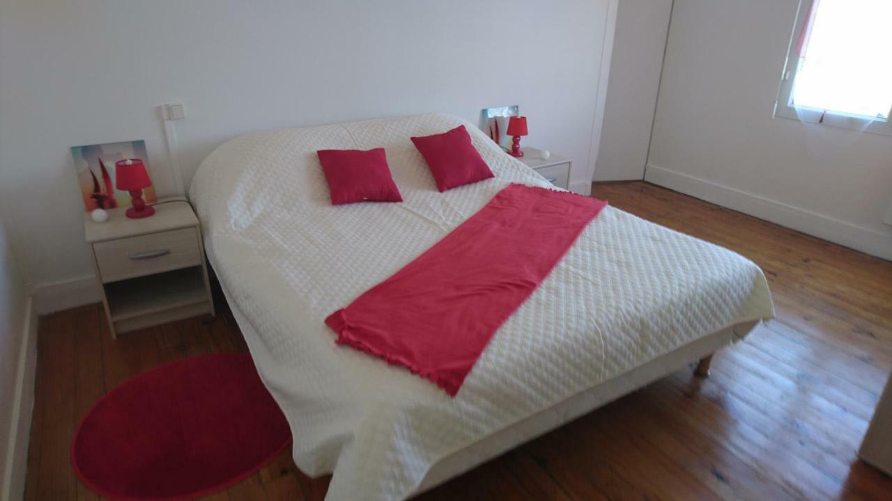 Appartement De 79 M² A 500 Metres De La Cure Jonzac Dış mekan fotoğraf