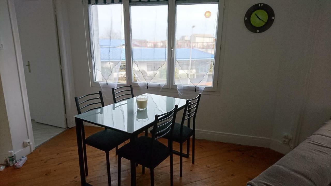 Appartement De 79 M² A 500 Metres De La Cure Jonzac Dış mekan fotoğraf